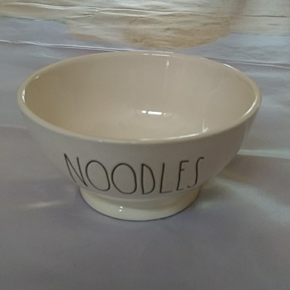 Rae Dunn Other - Rae Dunn Artisan Cllection By Magenta Bowl.